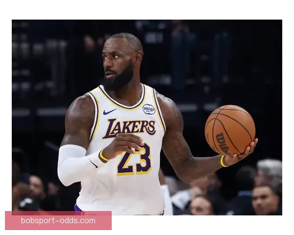 詹姆斯点评里夫斯球风 独特节奏与变向打破白人球员刻板印象